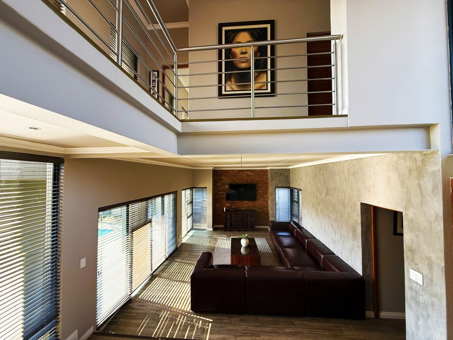 4 Bedroom Property for Sale in Tuscany Ridge North West